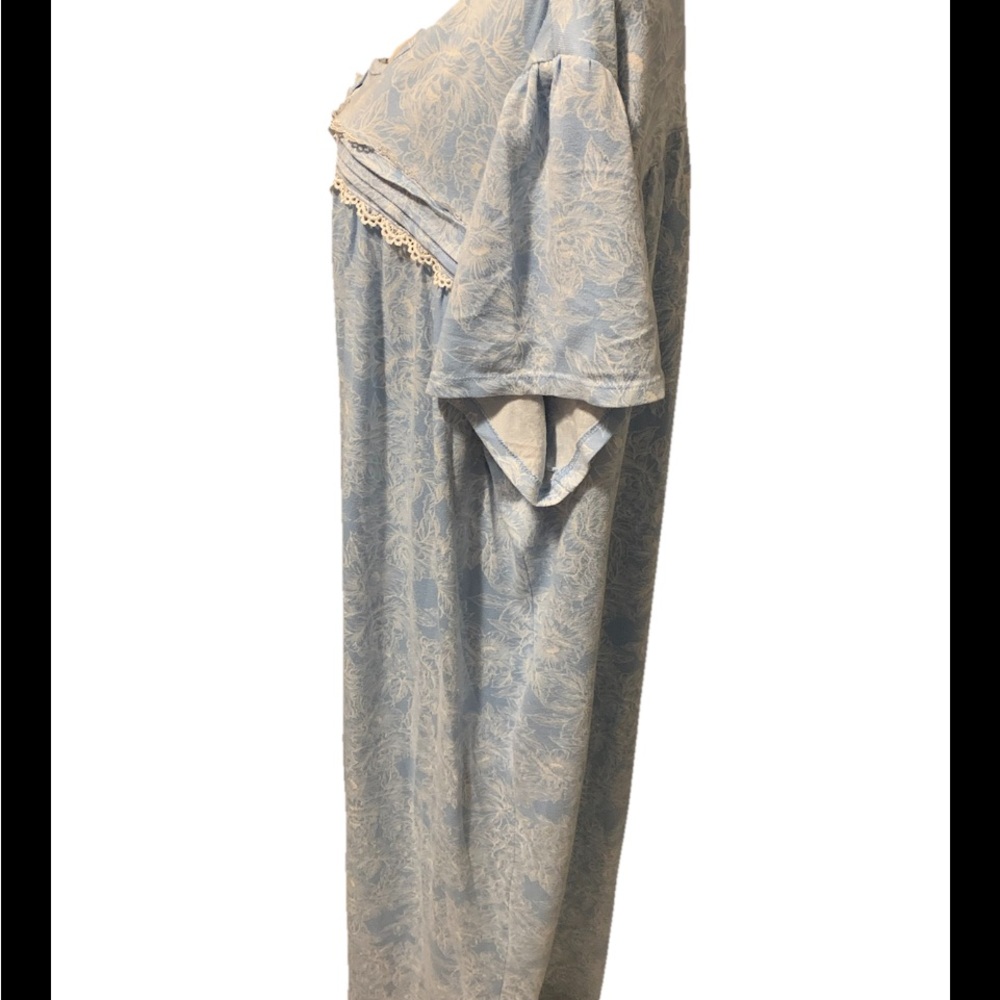 Miss Elaine 4X Blue Floral Full Length Nightgown Lace Trim Cottagecore - Picture 3 of 5